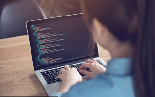 仁怀 api php源码,下载的php源码怎么运行呢？